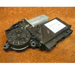 Ел.двигун склопідйомника VW Phaeton 3D0959704H